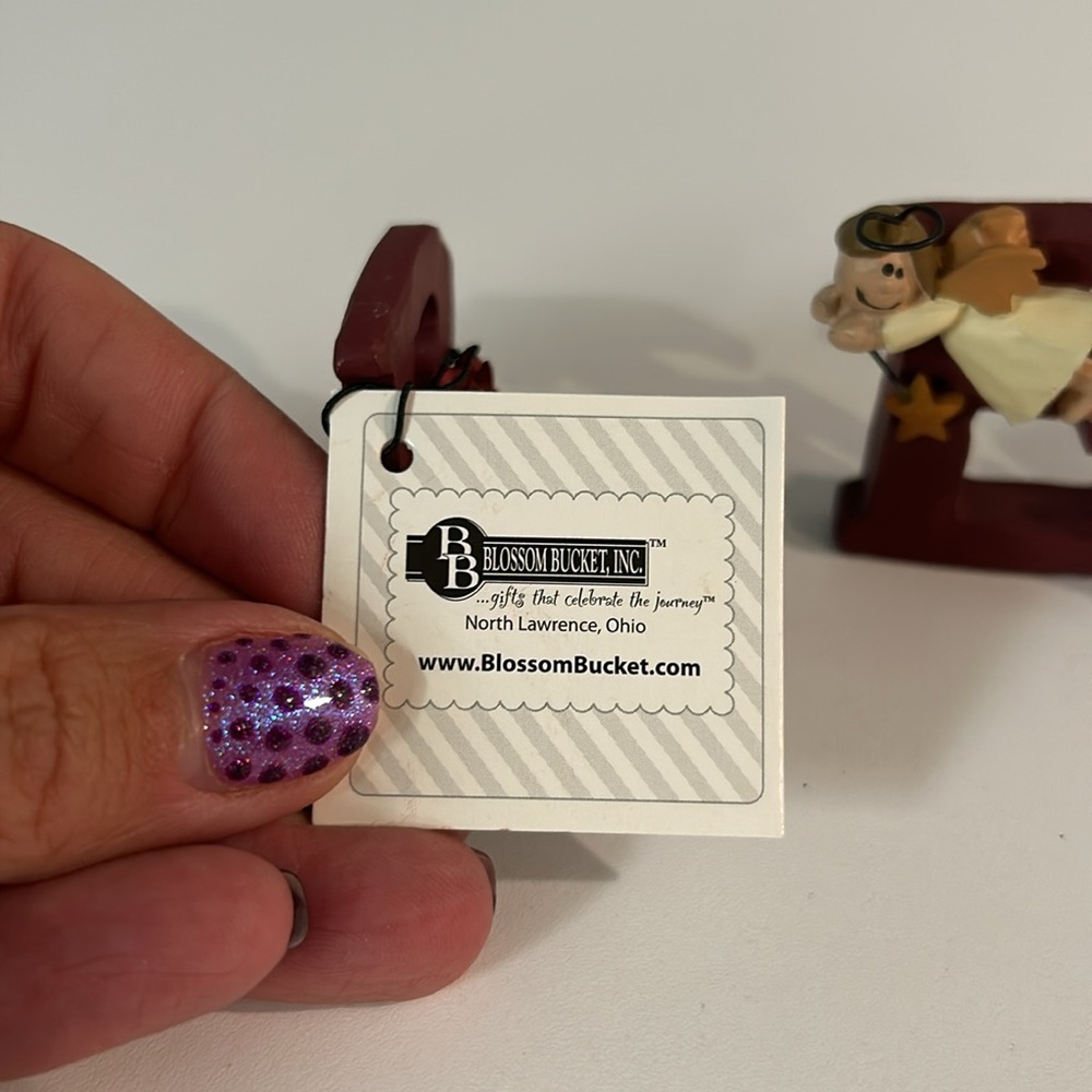 BRAND NEW Believe Nativity Set - Picture 3 of 5
